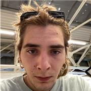 Fotografo e post-produttore offre lezioni tecniche di fotografia e post-produzione e letture portfolio/aiuto nel racconto fotograf